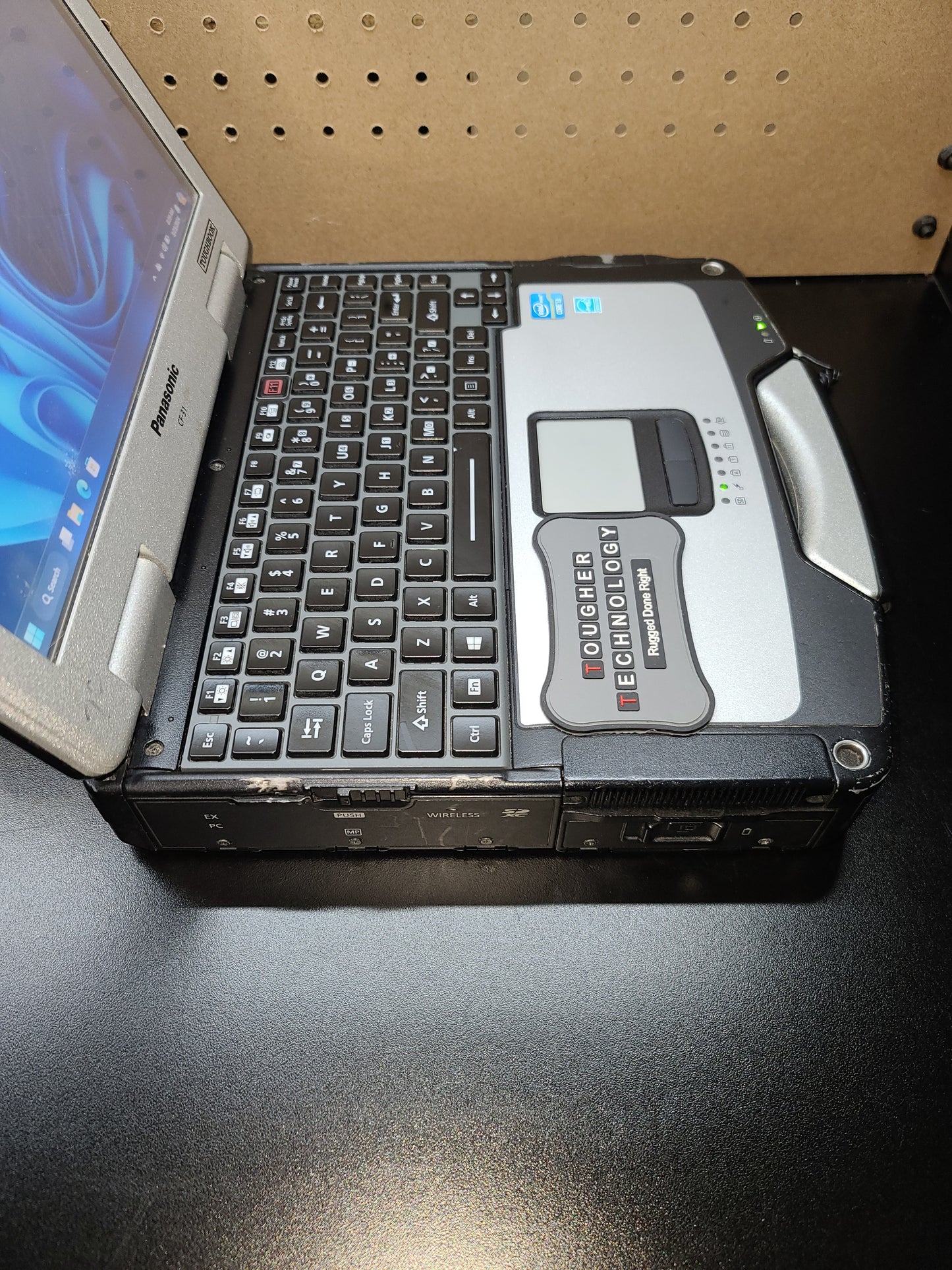 Panasonic Toughbook CF-31 MK4 CF-31YBAAXLM 8GB Memory 120GB SSD Rugged Laptop