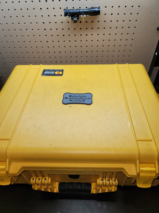 Pelican 1600 Protector Case Large Yellow with Some Foam Good Seals & Latches