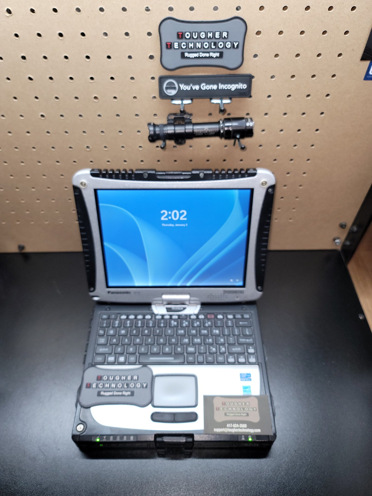 Panasonic Toughbook 19 CF-19 MK7 CF-195MYAXLM 10.1" 2.7Ghz 8GB 240GB 4G Rugged Laptop